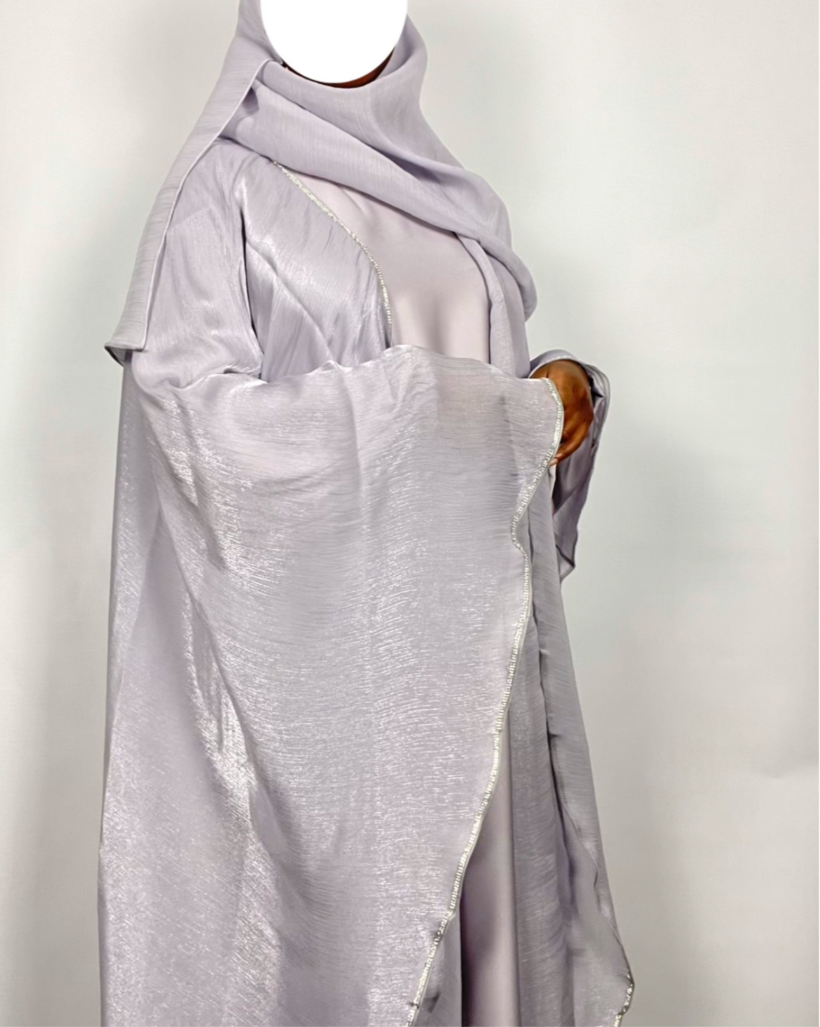 Nayrah Abaya- Pearl Grey